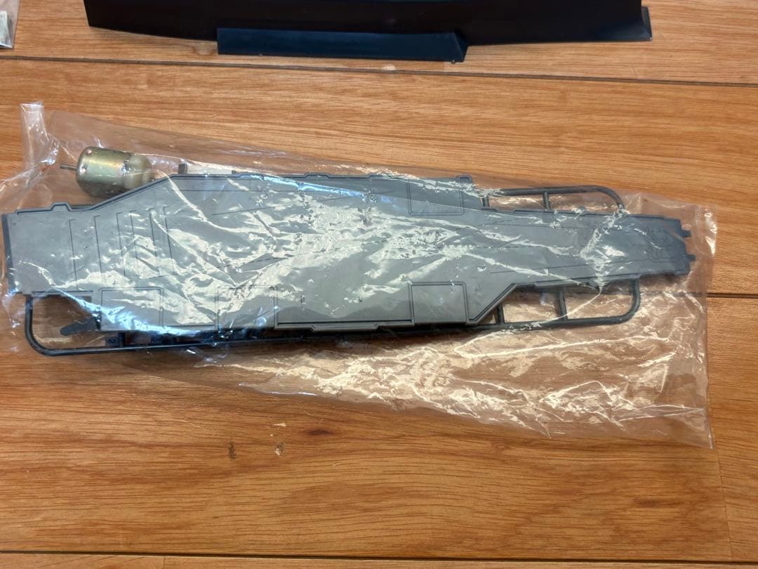 当時物 日東 アメリカ海軍 航空母艦 CVA-59 フォレスタル モーターライズ