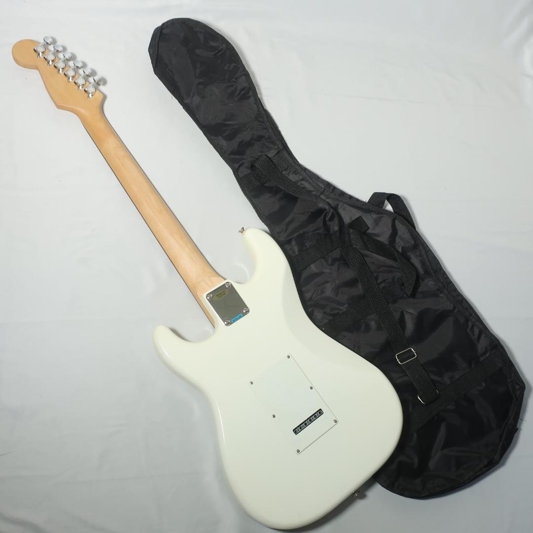 美品 BUSKER'S ストラトキャスタータイプ エレキギター ケース付