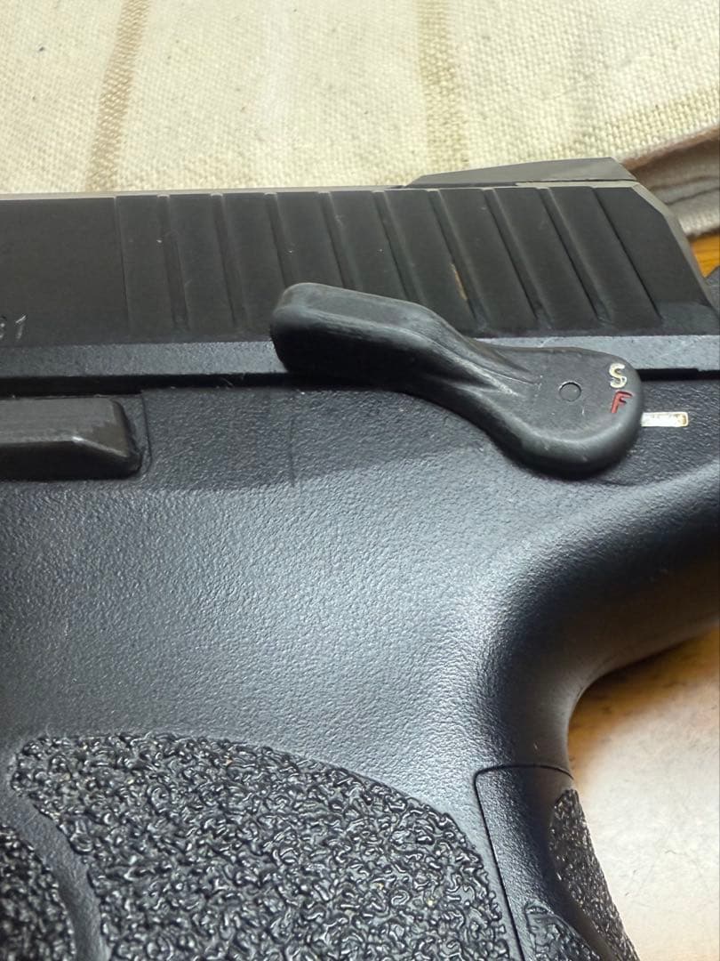 東京マルイ　HK45　予備マガジン付き