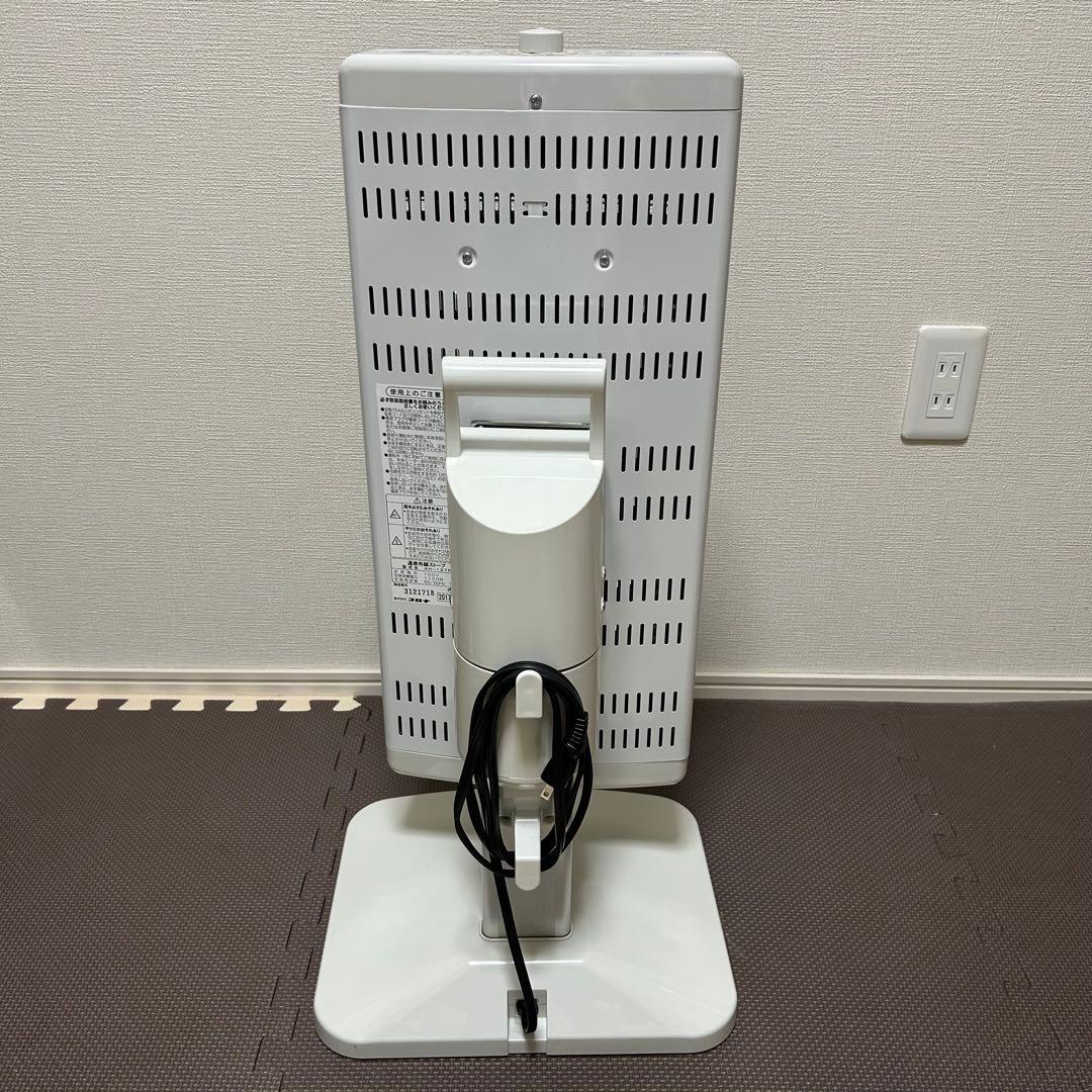 CORONA コアヒート 遠赤外線ストーブ　AH-127R-SS 2017年製