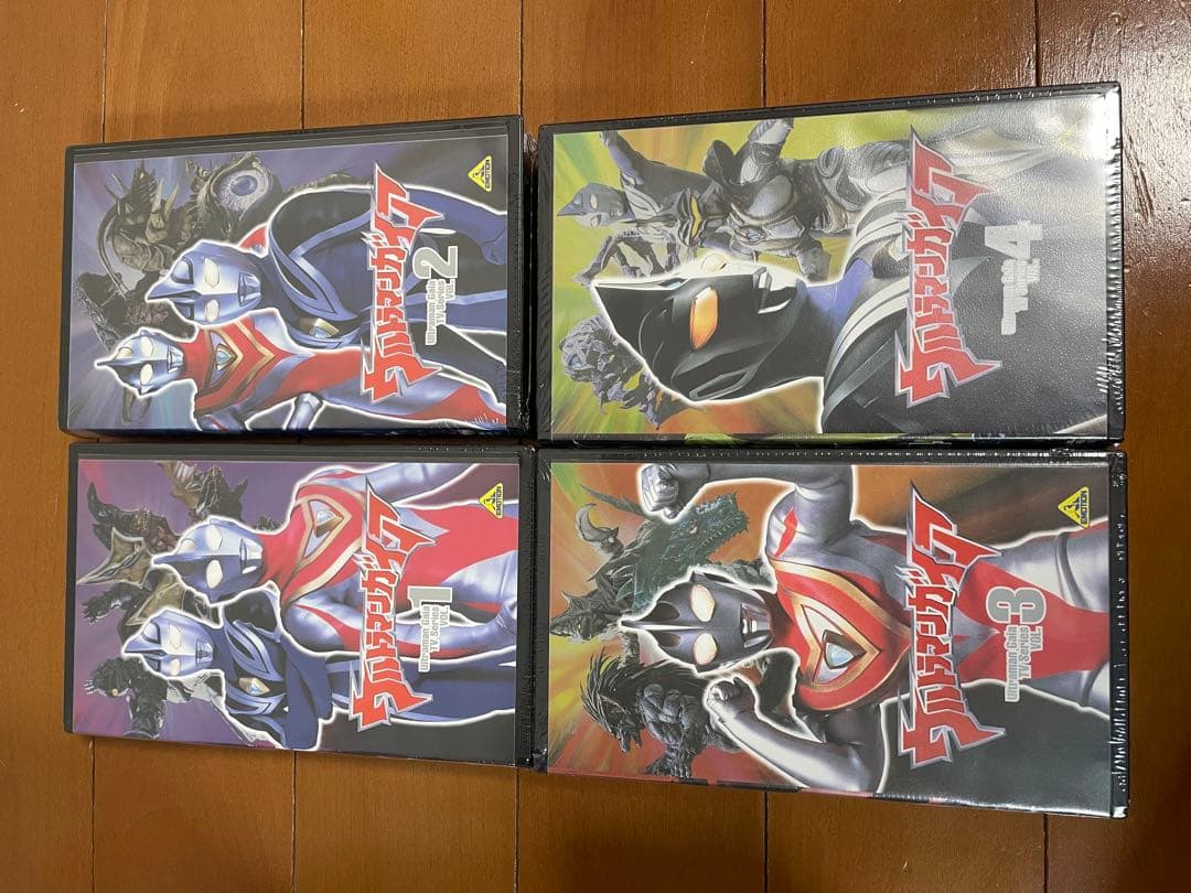 未開封　サンプル品　ウルトラマンガイア　ビデオ　　VHS