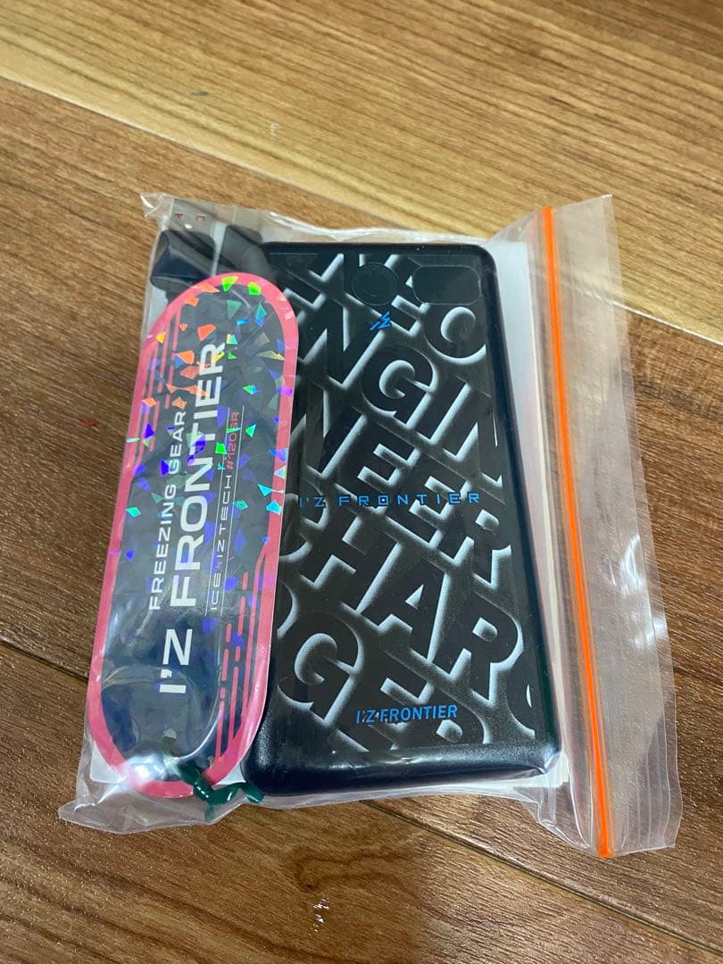 Lサイズ 色　シルバーグレー ペルチェデバイス6個　定価¥31900(税抜)