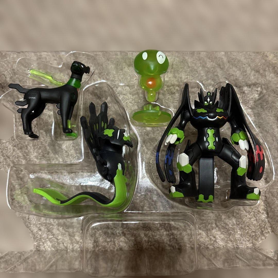 ポケモン　ジガルデ　スペシャルパック　モンコレ　モンスターコレクション