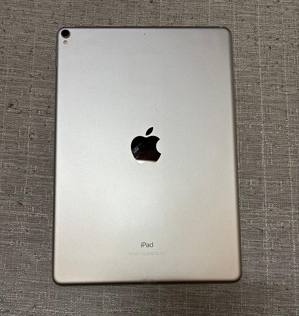 た*が様 iPad Pro 10.5 256GB Wi-Fi 2018/12購入