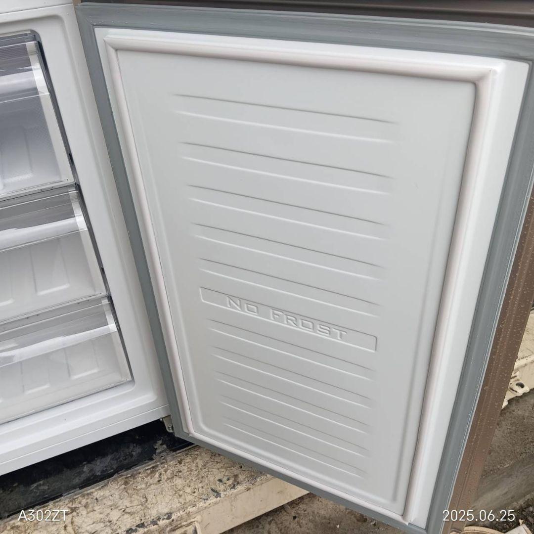 2012設置まで対応 ハイアール　大型冷蔵庫 最新モデル