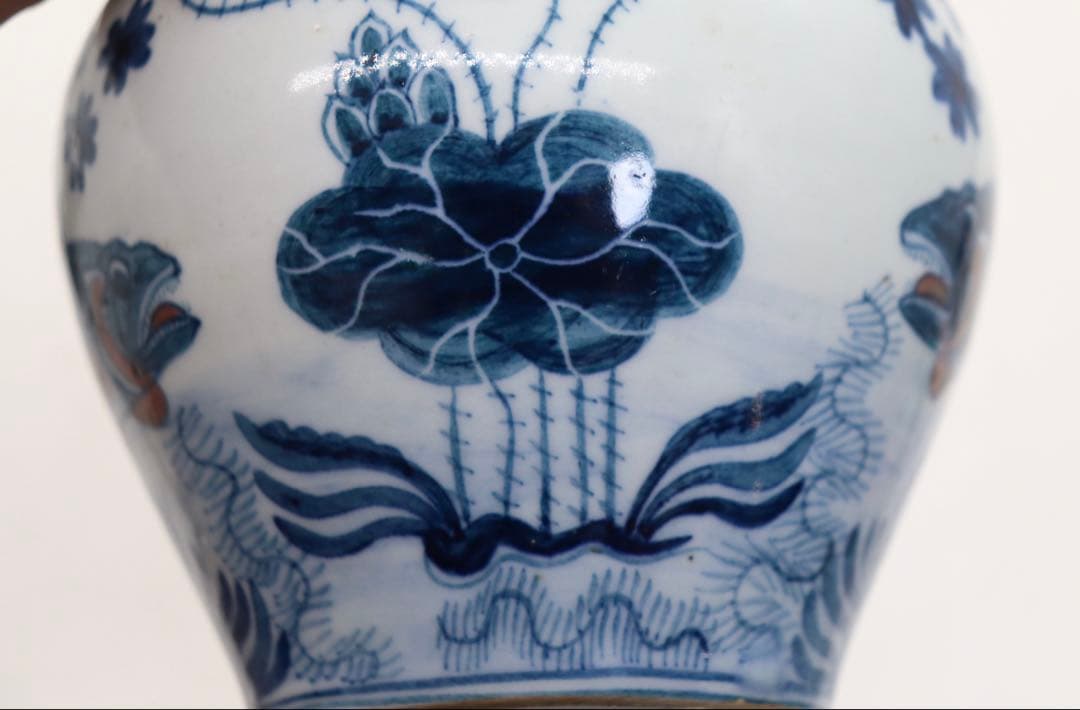 中国　青華釉裏紅　魚紋壺　送料込み251008