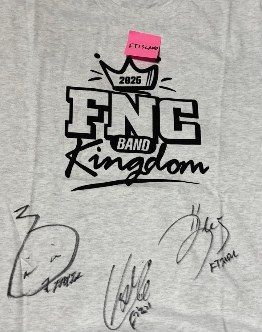 FT 直筆サイン入り Tシャツ