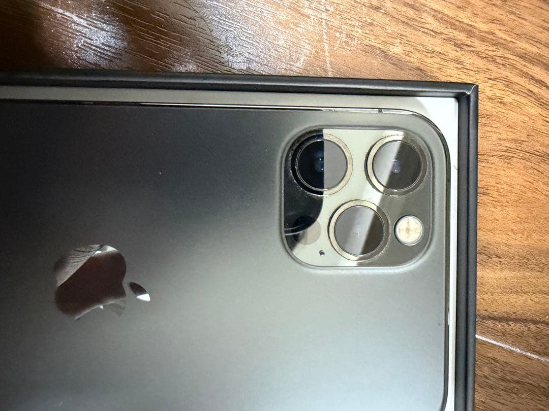 【美品】Apple iPhone 12 Pro 256GB グラファイト