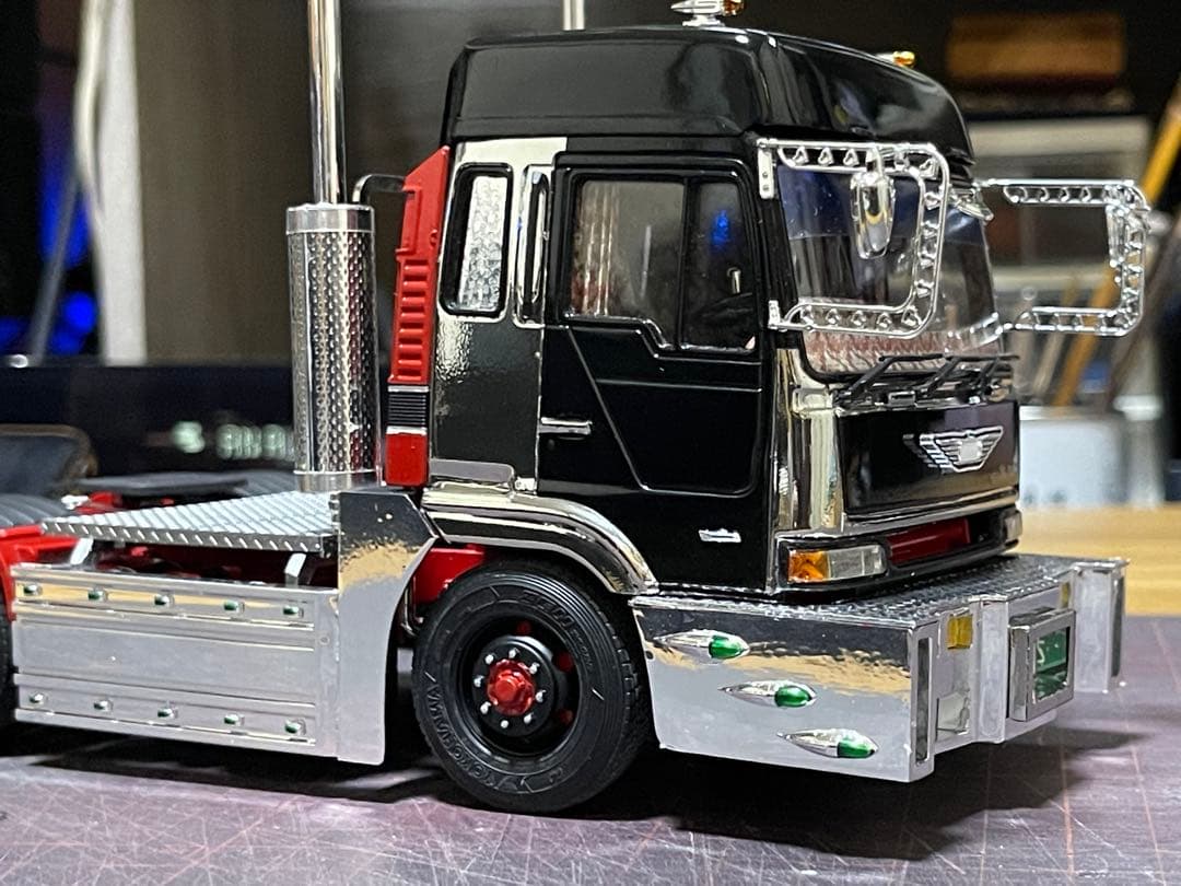 デコトラ‼️1/32 アオシマ製・トレーラーヘッドのみ完成品‼️