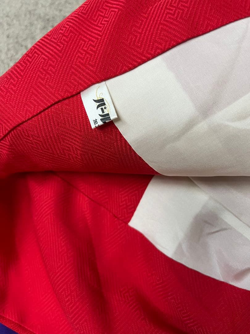 中古★振袖★仕立て上がり　NO.B10 赤色　絞り柄モダン　成人式　結婚式