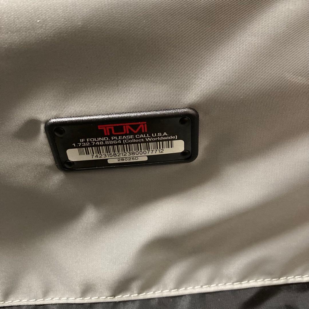 tumi ポリカーボネート 中型キャリーケース グレー 70l スーツケース