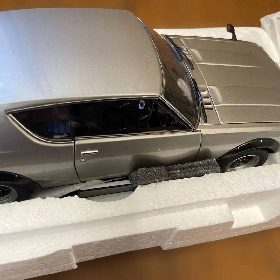 京商 1/18 スカイライン2000 GT-R シルバー