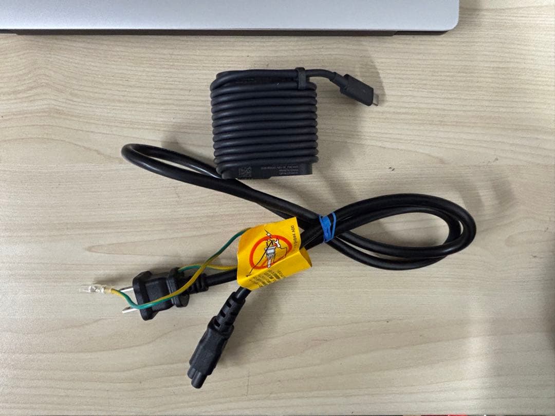 Dell XPS 13(9380)　i5-8265U Windows11