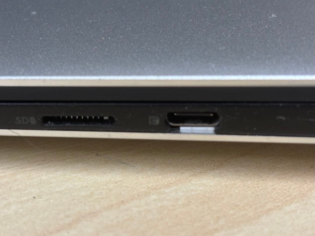 Dell XPS 13(9380)　i5-8265U Windows11