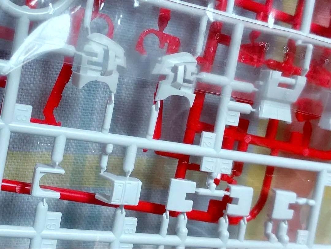 初版品 美品 赤バンダイ RG 1/144 Zガンダム リアルグレード 状態良好