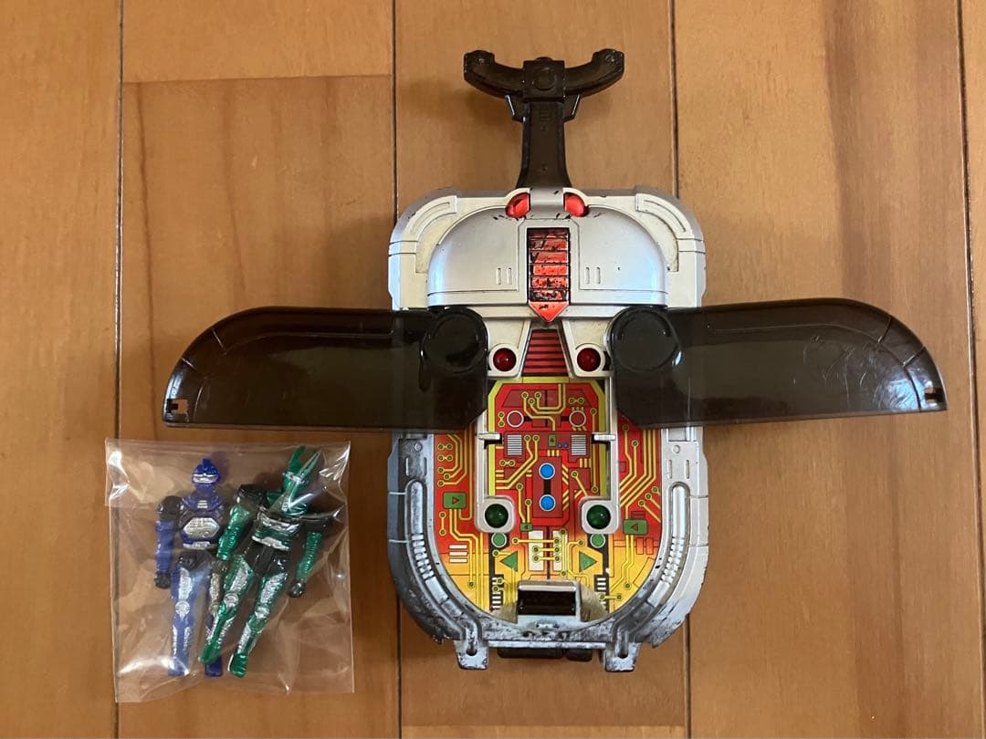 重甲ビーファイター DX変身アイテム 光る！鳴る！ビーコマンダー 当時品 人形