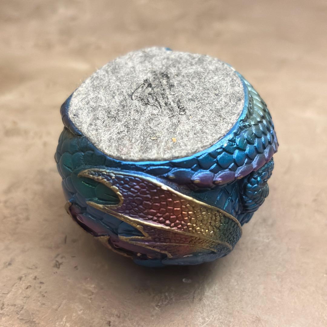 Windstone Editions　ドラゴンのフィギュア　置物