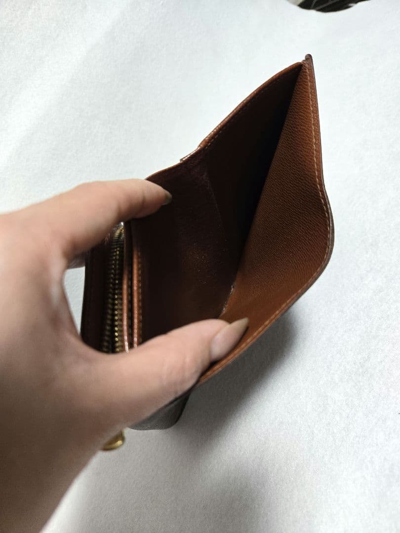 ☆LOUIS VUITTON ルイヴィトン 二つ折り財布 L字ファスナー☆