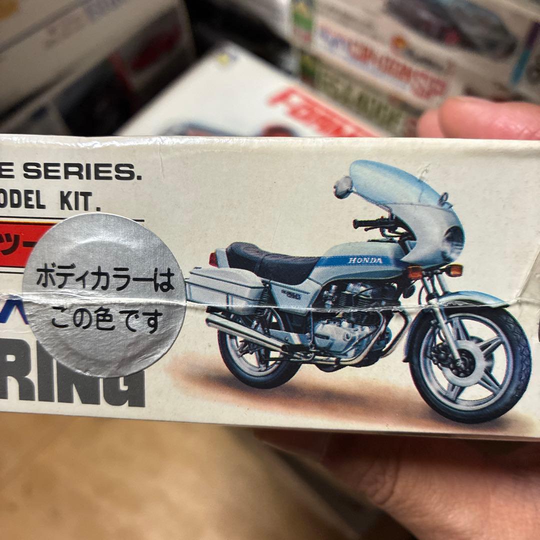 青島Honda CB400N Touring 1/12 プラモデル絶版