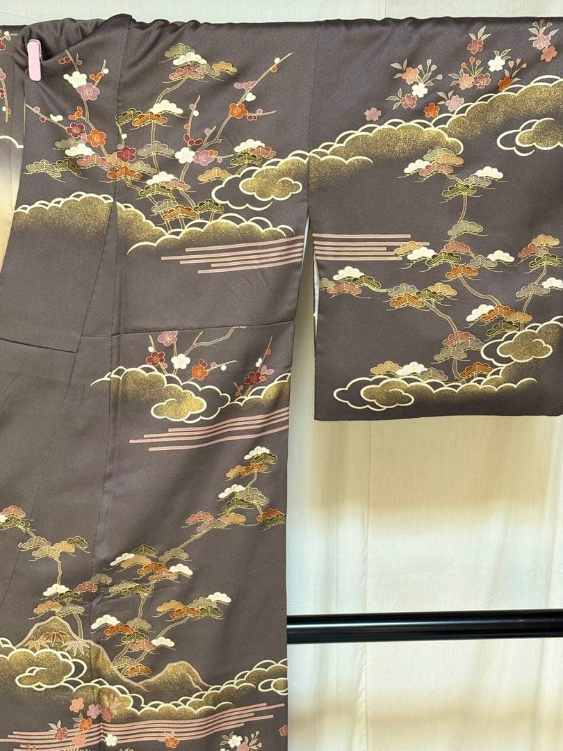 訪問着、幅広サイズ、重ね襟付き、金彩、吉兆柄、正絹.No512A
