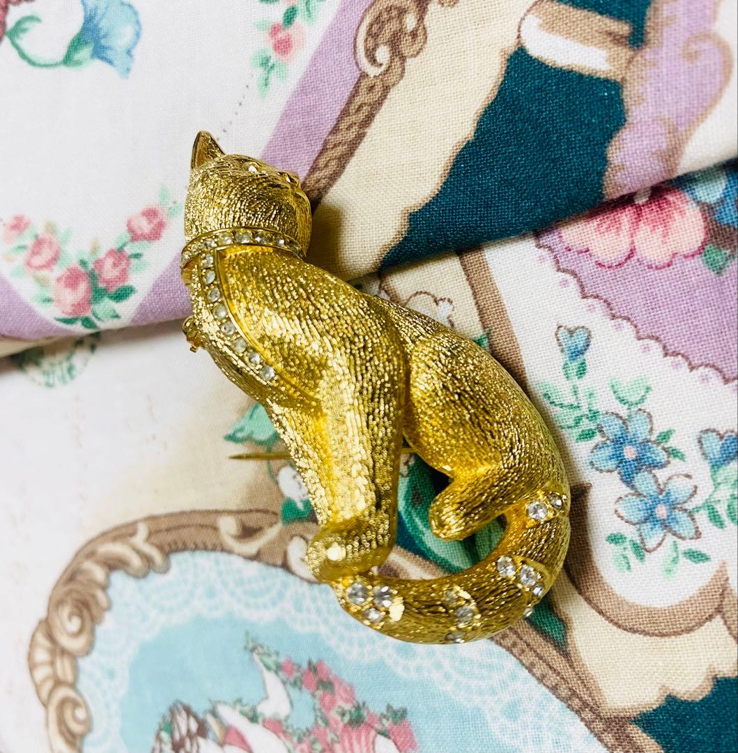 パ*8様 クリスチャン・ディオール　ブローチ　猫　アンティーク　ヴィンテージ　激