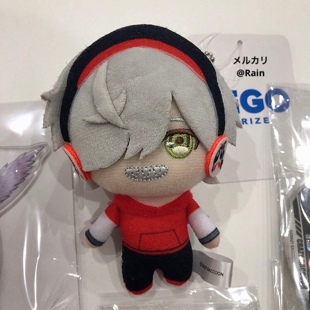 Crazy Raccoon ໒꒱ アクスタ 缶バッジ マスコット だるま