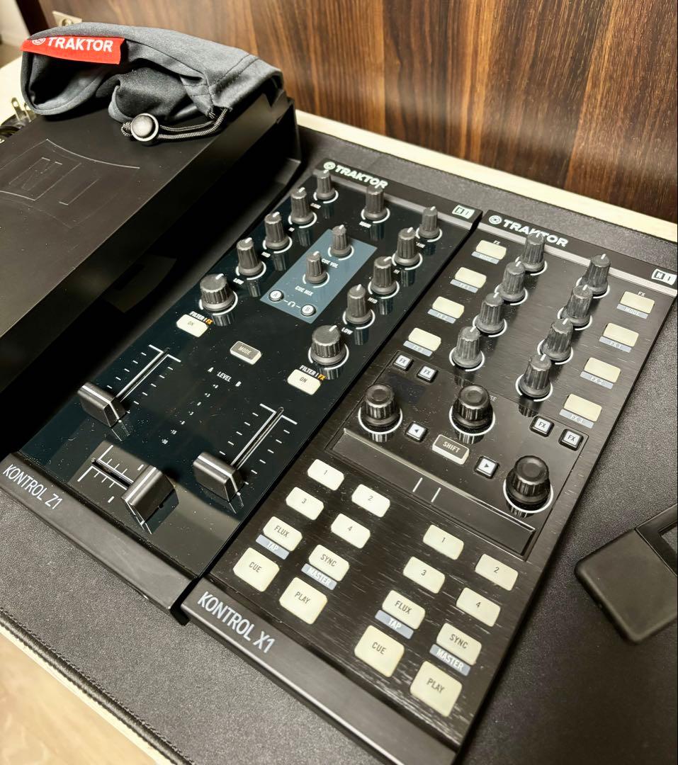 TRAKTOR KONTROL Z1, X1 Mk2, スタンドセット