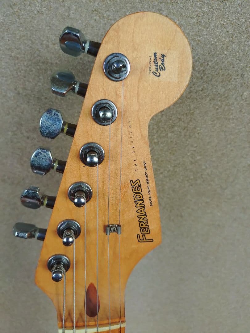 値下げ　FERNANDES 　希少なEvansピックアップ搭載！　vintage