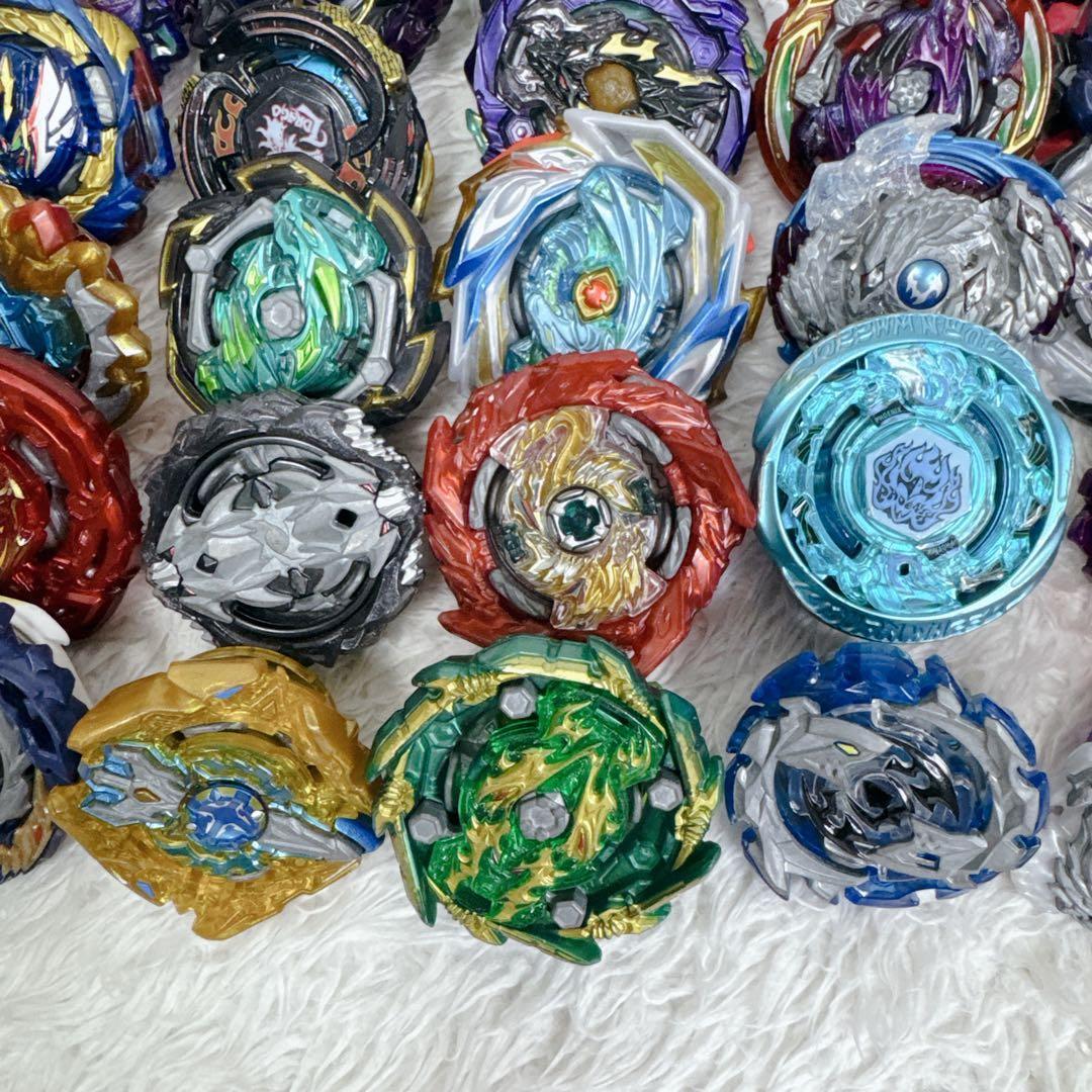 【大量】ベイブレードバースト 計72点 引退品 まとめ DB DU 付属パーツ有