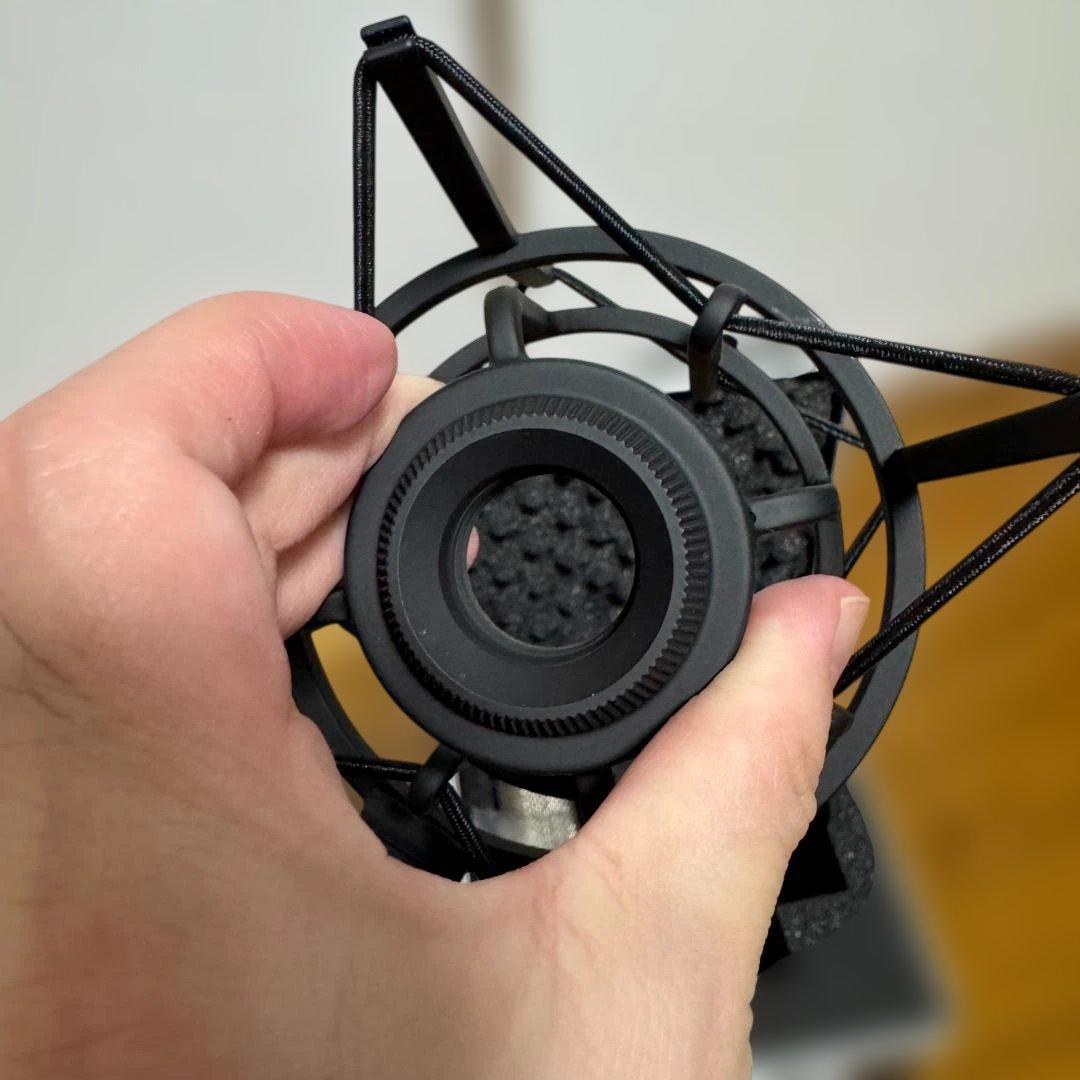 ひ*ま様 AKG P220 コンデンサーマイク