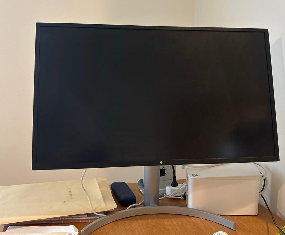 LG 4Kモニター 32UL750 -W Type-C HDMI 破損有り