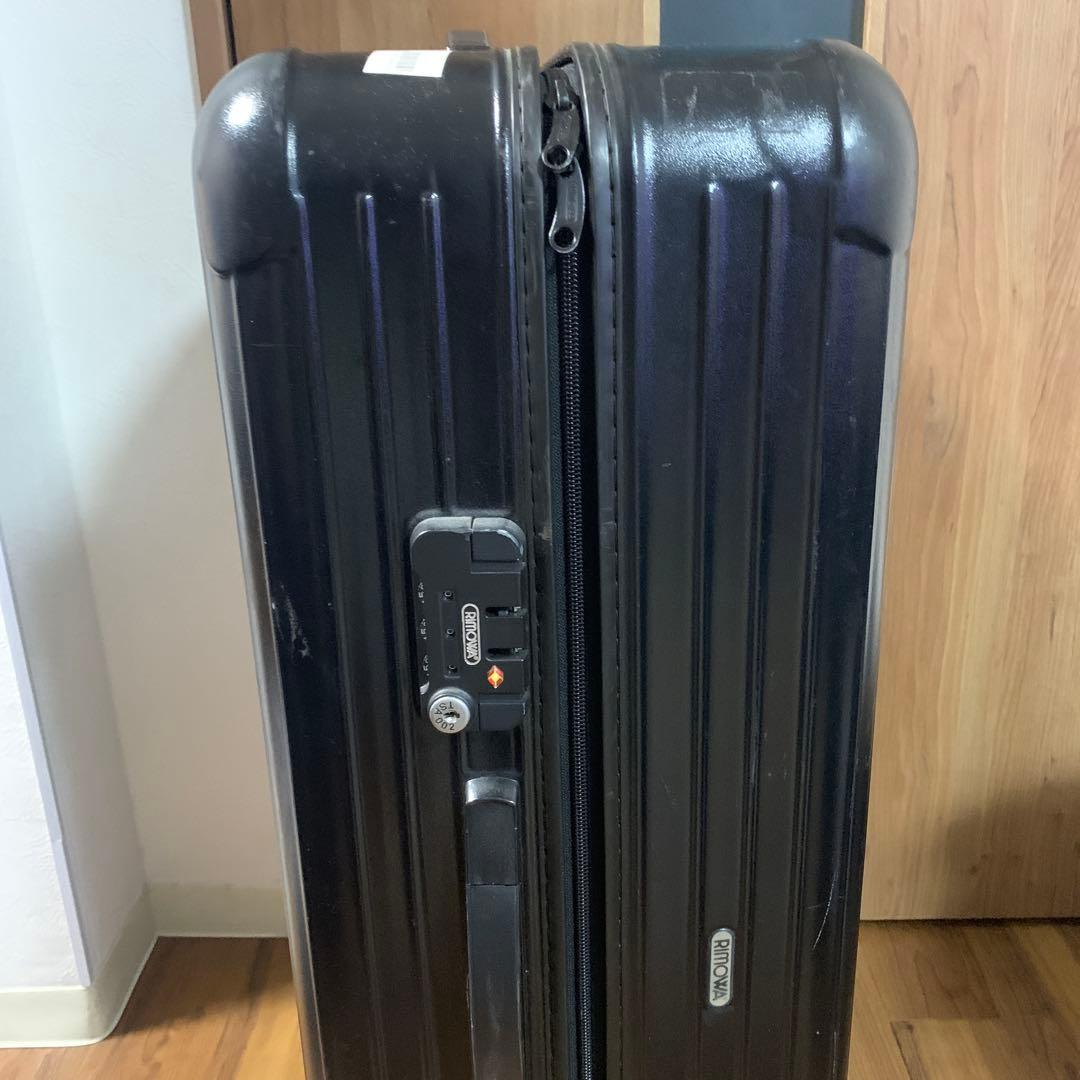 リモワ　ブラック ストライプ キャリーケース中古⭐️