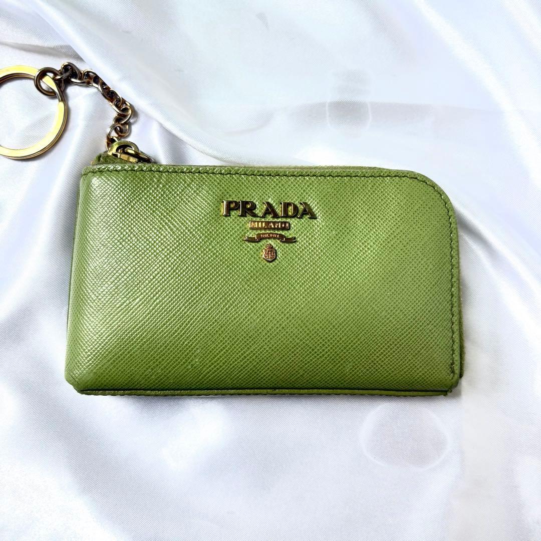 美品✨プラダ ケース キーリング 小銭入れ サフィアーノレザー グリーン