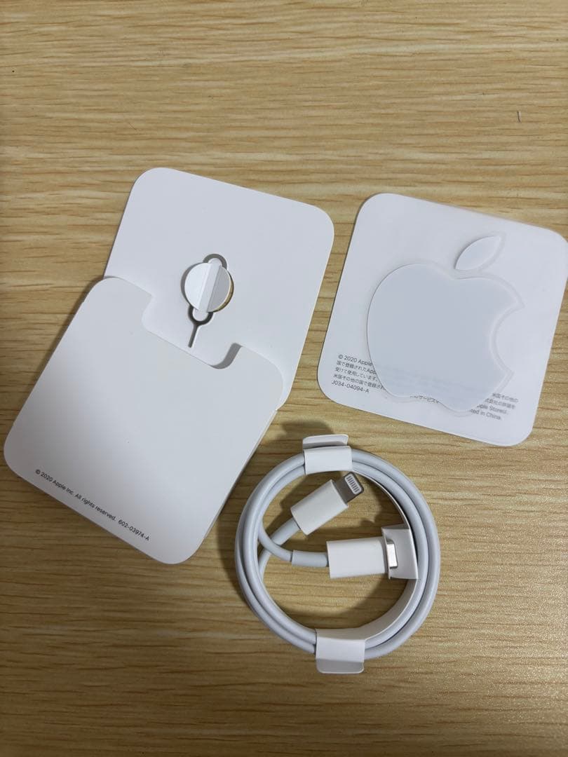 iPhone 12 128GB 未使用付属品