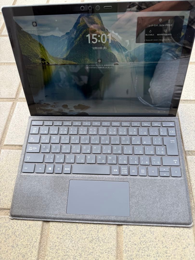 t*a様 【年末価格】Surface Pro6 12.3インチ 本体、キーボード