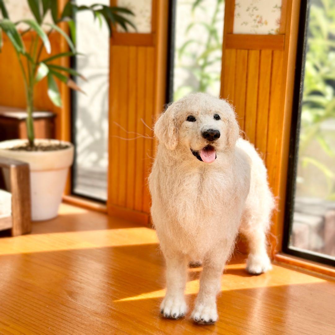 【羊毛フェルト ゴールデンレトリバー 犬 】 ドールハウス ミニチュア 1/6