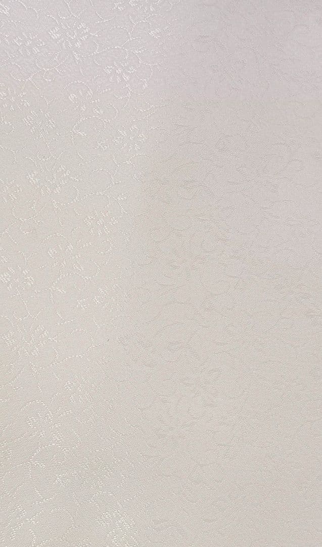 洗える色無地　花唐草地紋　Lサイズ　オフホワイト