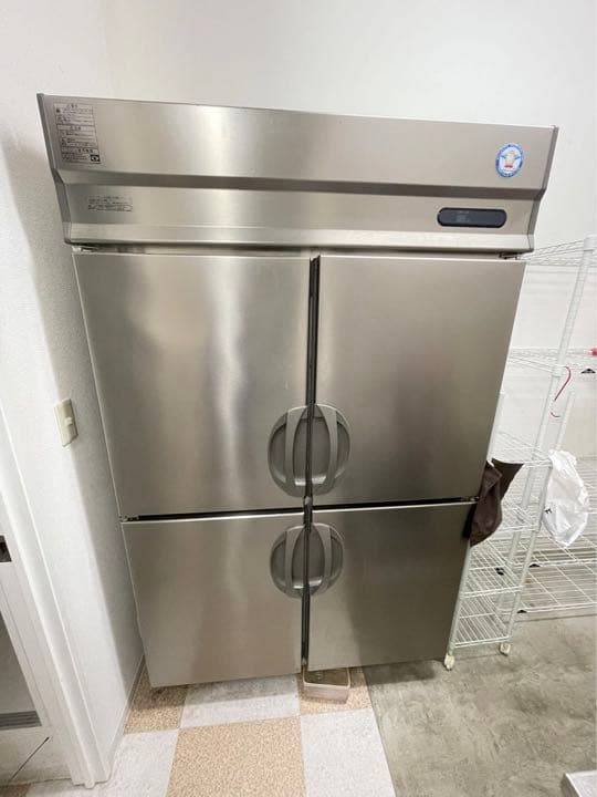 フクシマ　冷蔵庫縦型センターフリータイプ　URN-120RM6-F