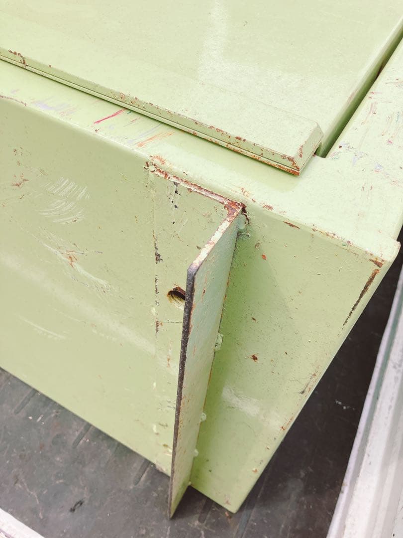 火薬貯蔵庫 保管庫 危険物 鍵付