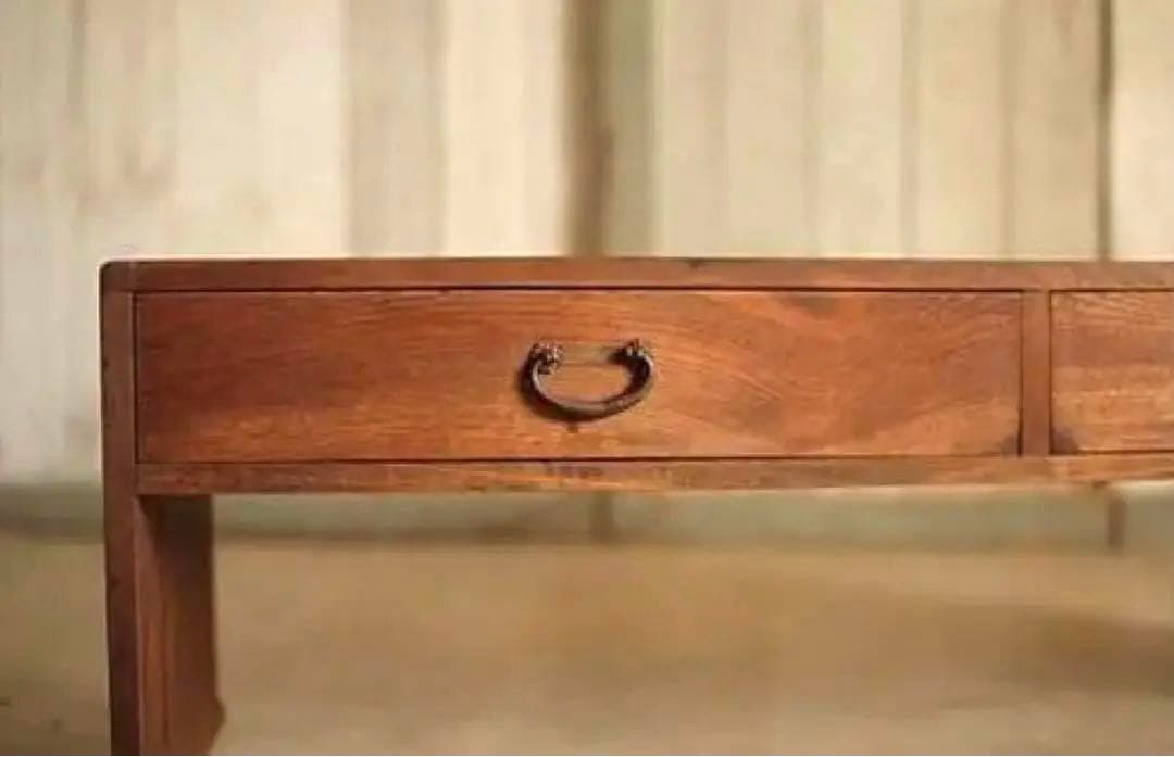 古く味のある木製の机　引き出し2杯　ローテーブル　作業台　古家具　古民家