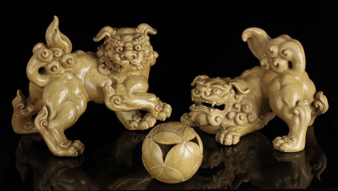 九谷焼 玉獅子 双獅子置物 一対 共箱付 24cm 唐獅子 狛犬 古美術 骨董品