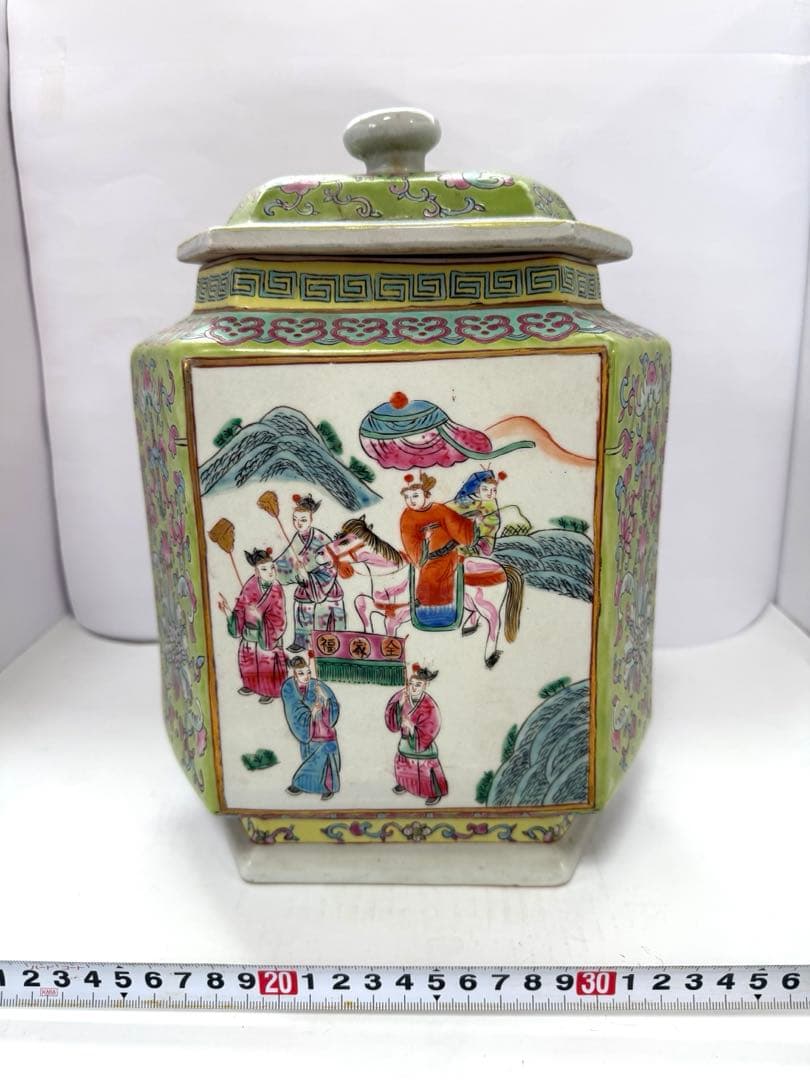 中国美術　粉彩大壺　在銘　送料込み