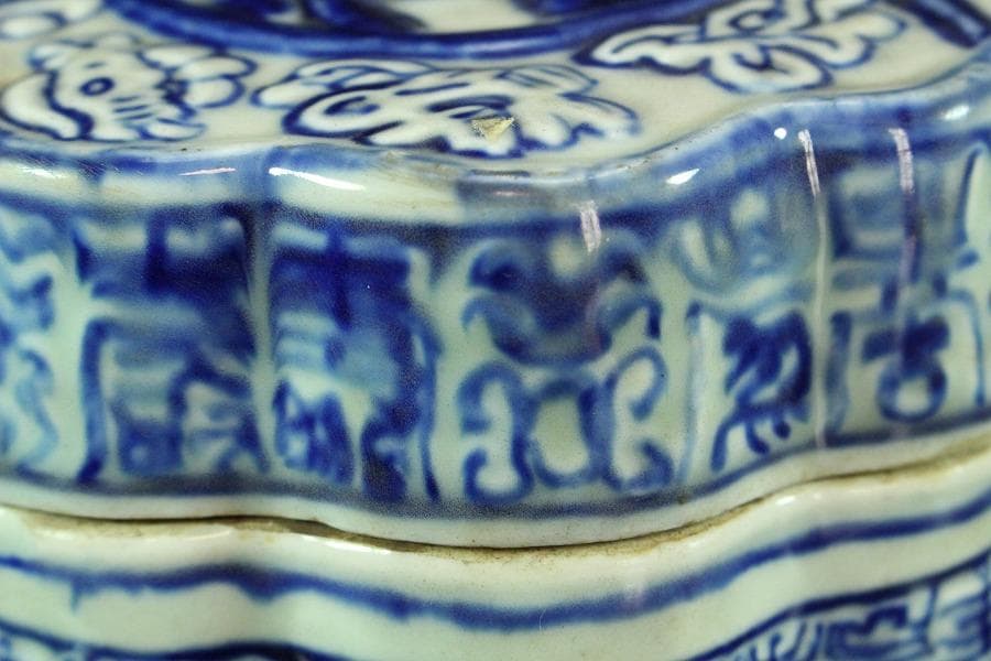 中国美術 青花 寿字 龍紋 如意形 蓋物 29cmx12cm(K-LC207)