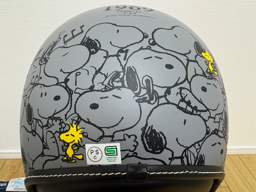 美品 SNJ-116 SMサイズ SNOOPY スヌーピーカーニバル ヘルメット