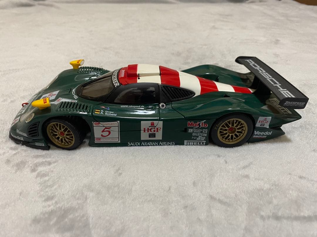 ミニカー Maisto PORSCHE 911 GT1 (1998) 1/18