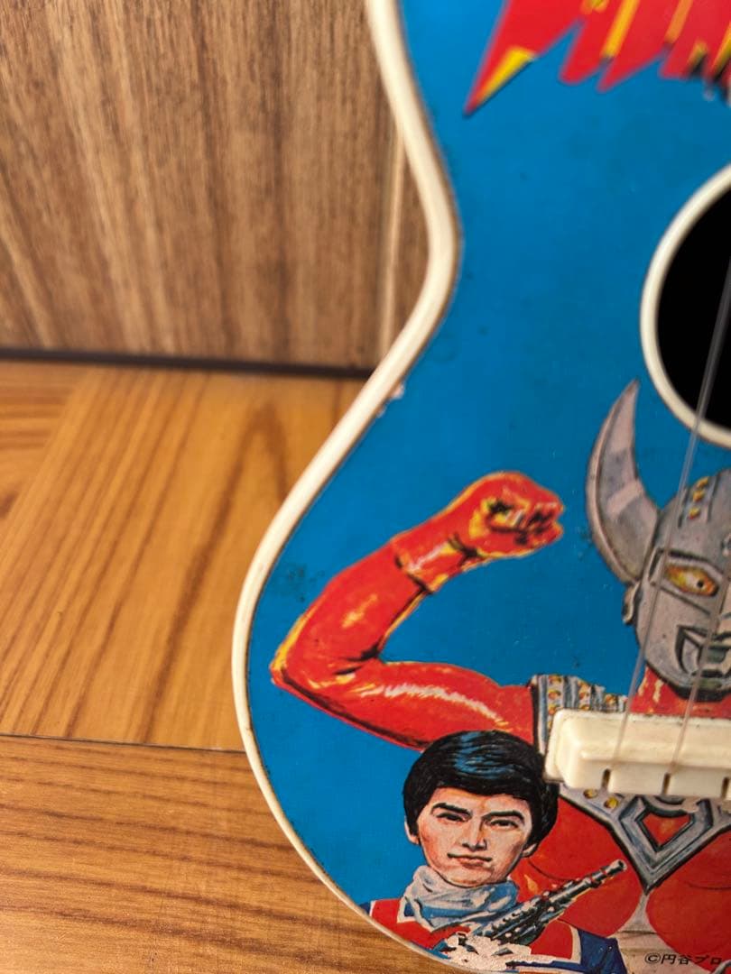 ウルトラマンタロウ ウクレレ