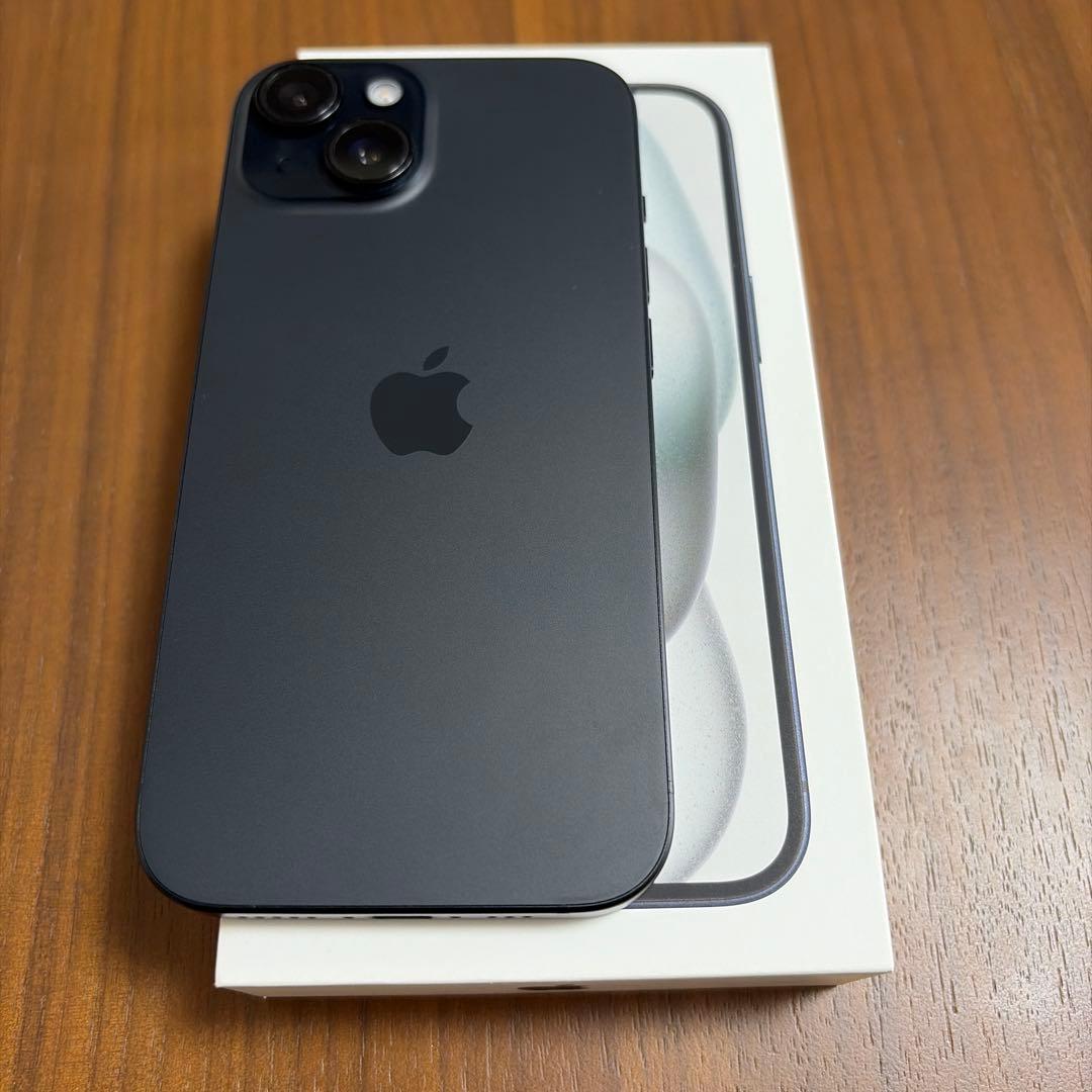 Apple iPhone 15 ブラック 本体 箱付き　バッテリー87%