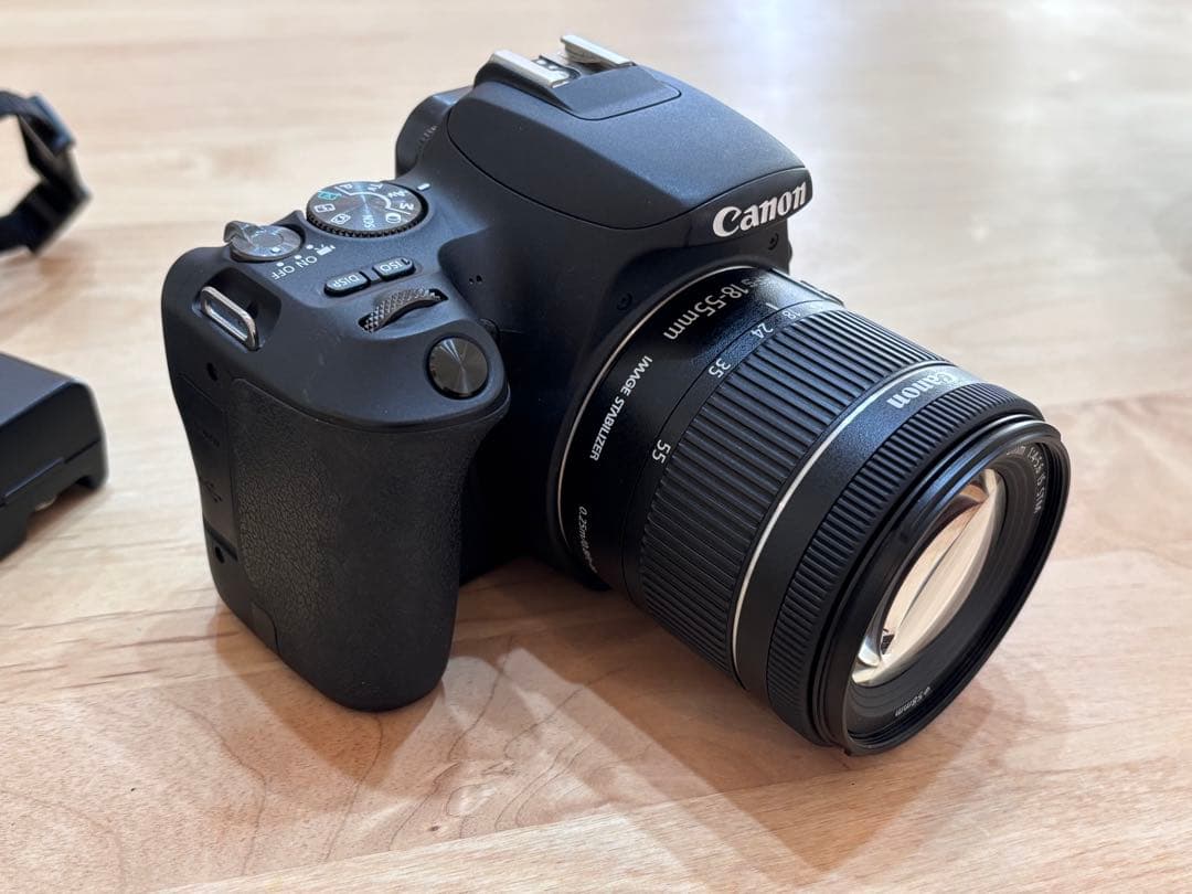 Canon EOS Kiss X9 ズームレンズキット