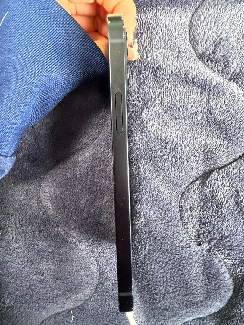 Apple iPhone 12 256GBブラック 本体