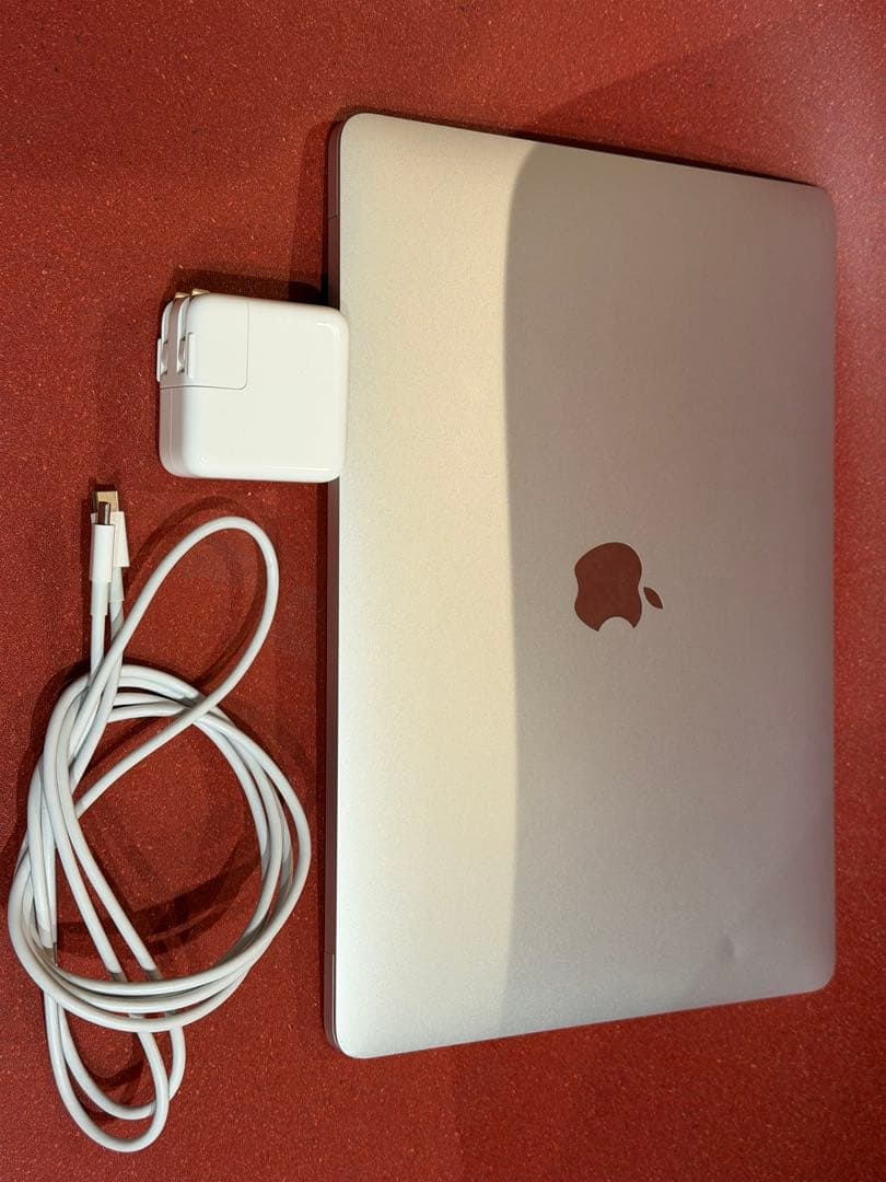 Apple MacBook Air (M1, 2020) シルバー JIS